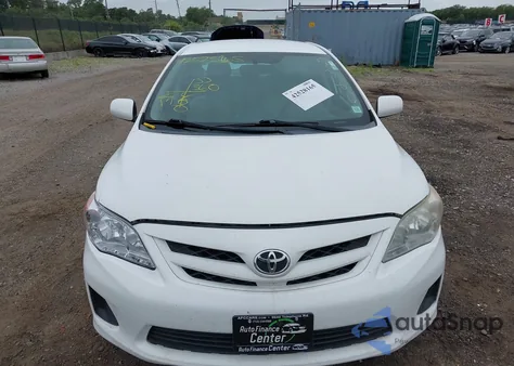 2013 Toyota Corolla L из США, поврежденный, VIN 2T1BU4EE4DC975380